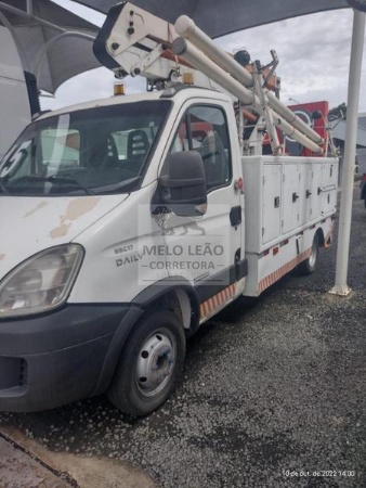 Caminhão Iveco DAILY 55C17CS ano 2015