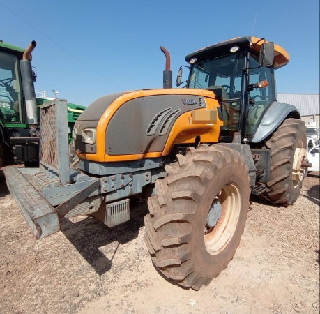 Trator Valtra BT 190 ano 2012