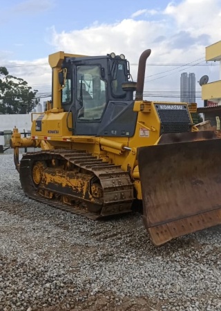 Trator de Esteira Komatsu D61-EX ano 2011