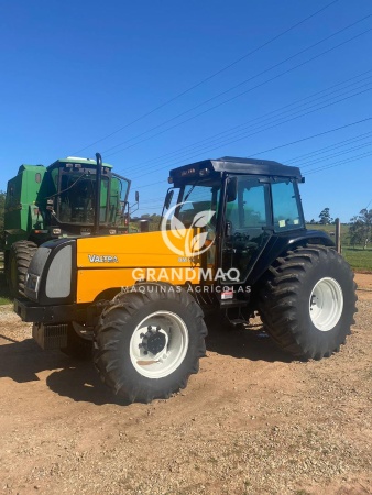 Trator Valtra BM 110 ano 2006