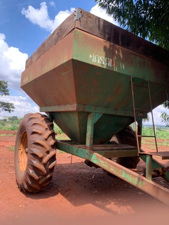 Carreta Graneleira Masal 7500L