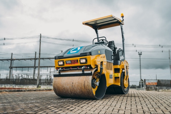 Rolo Compactador XCMG XMR403SVT ano 2025