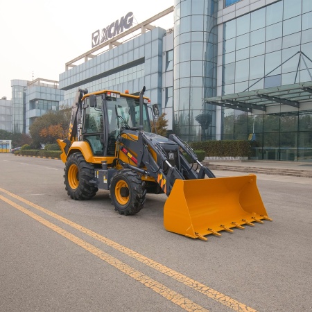 Retroescavadeira XCMG XC870BR-I ano 2025