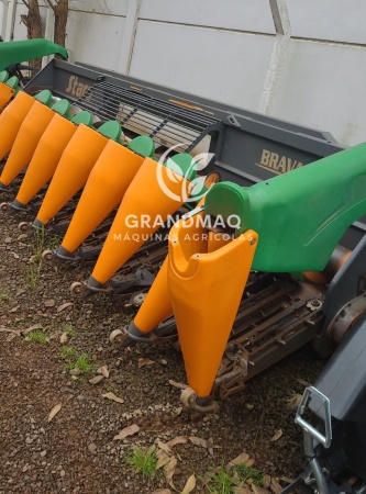 Plataforma Stara Brava 5880 ano 2012 - Brava 5880 - Implementos para Colheita
