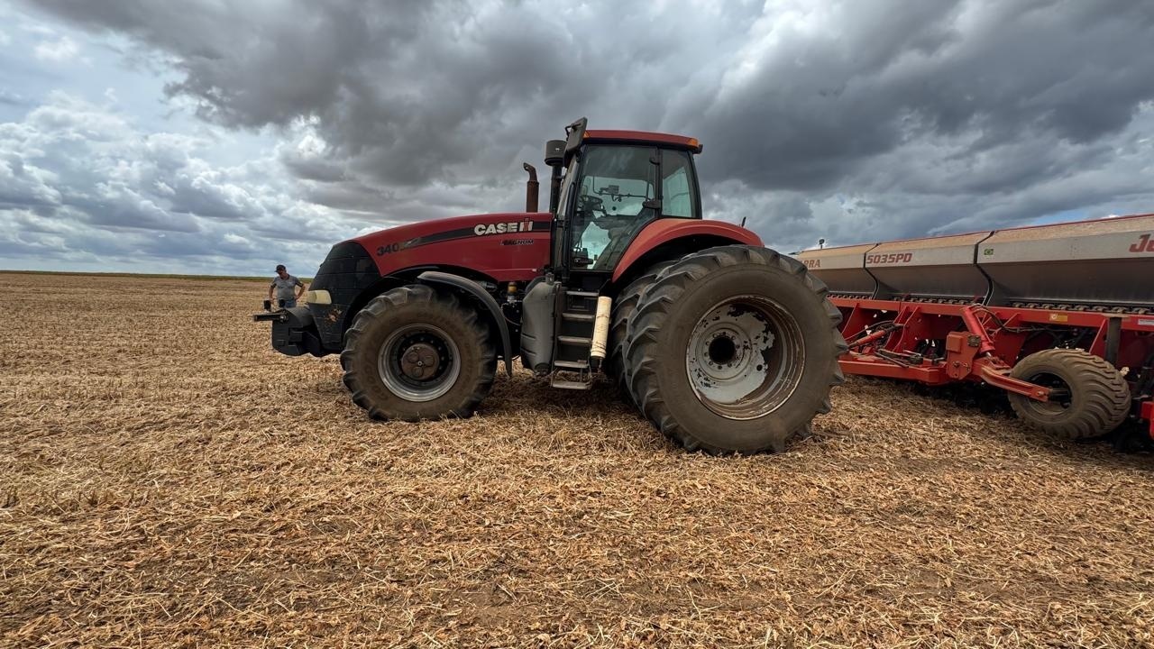 Trator Case Magnum  340 ano 2013 - Magnum  340 - Máquinas Agrícolas