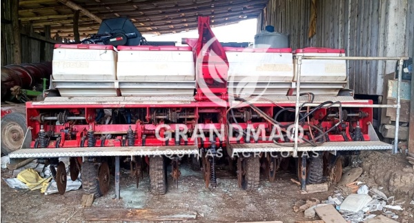 Plantadeira Jumil Exacta 2980 ano 2000