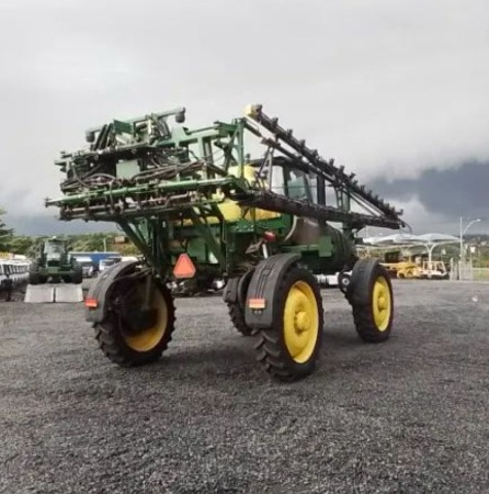Pulverizador Autopropelido John Deere M4030 ano 2022