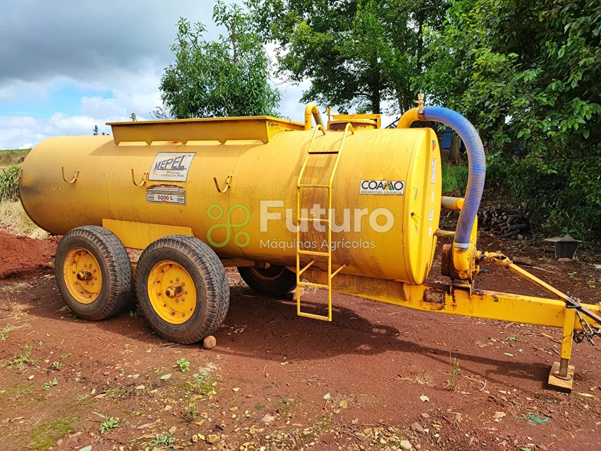 Distribuidor Mepel 6000 L 2014 - Implementos para Manutenção
