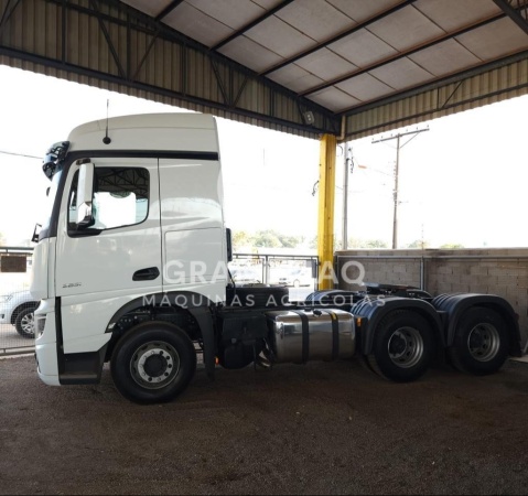 Caminhão Mercedes Benz Actros 2651S ano 2021