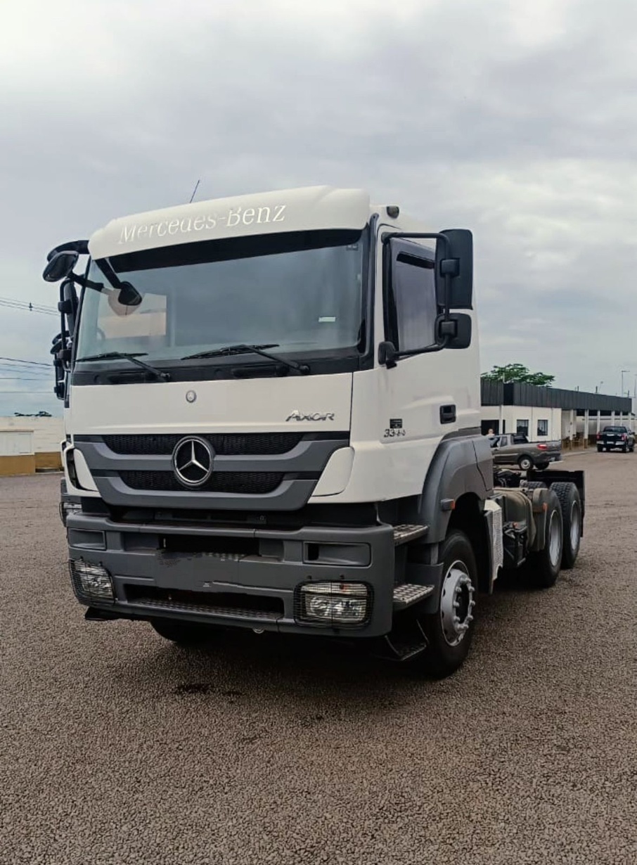 Caminhão Mercedes Benz Axor 3344 ano 2019