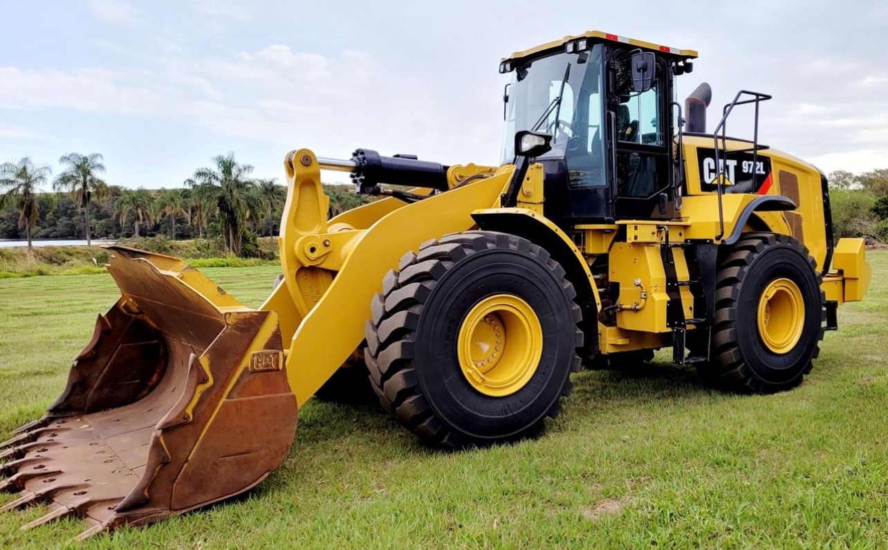 Pá Carregadeira Caterpillar 972L ano 2018