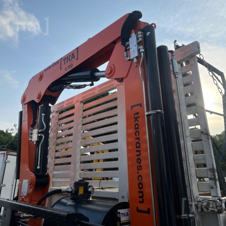 Guindaste TKA 8700 - 8700 - Máquinas para Elevação