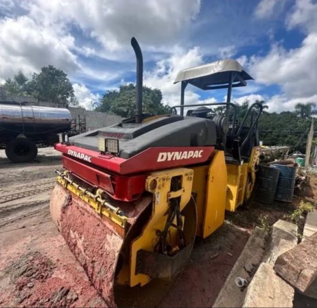 Rolo Compactador Dynapac CC222 ano 1997 - CC222 - Pavimentação e Infraestrutura