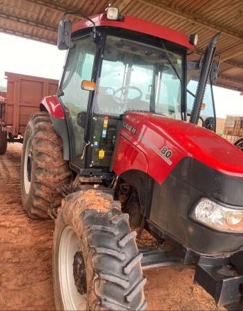 Trator Case Farmall 80 - Máquinas Agrícolas