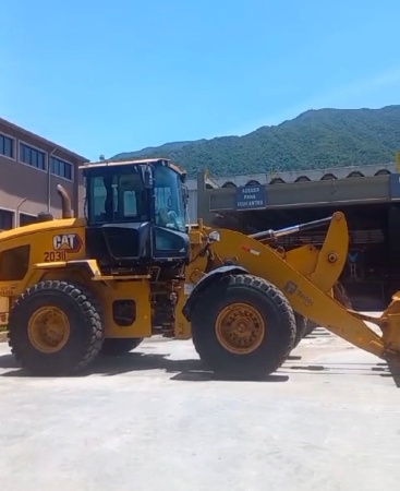 Pá Carregadeira Caterpillar 938K ano 2020
