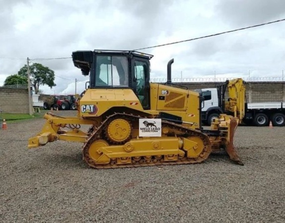 Trator de Esteira Caterpillar D5 ano 2020