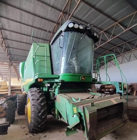 Colheitadeira John Deere 9750 STS ano 2010