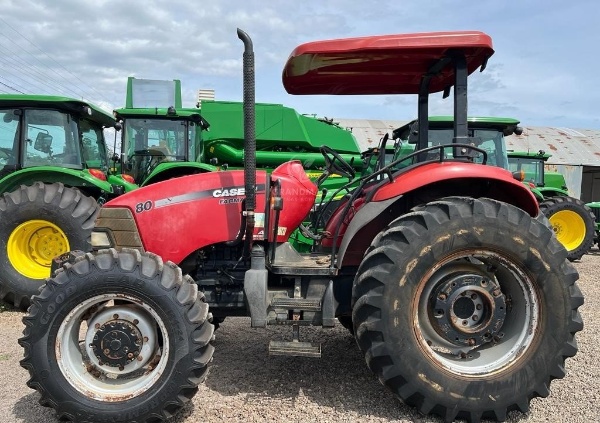 Trator Case Farmall 80