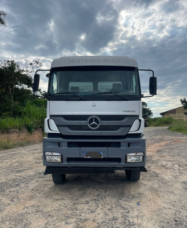 Caminhão Mercedes Benz AXOR 4144 ano 2014 - AXOR 4144 - Caminhões e Carretas