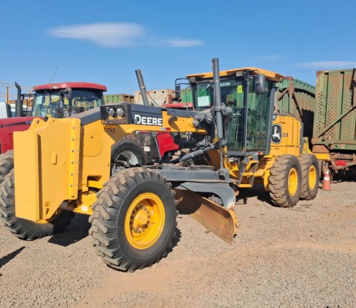 Motoniveladora John Deere 620G ano 2022