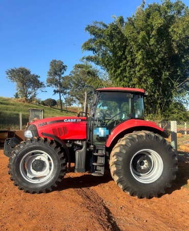TRATOR CASE FARMALL 110A ANO 2016 - Máquinas Agrícolas