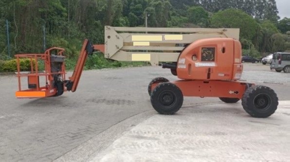 Plataforma JLG 450 AJ ano 2014 - 450 AJ - Máquinas para Elevação