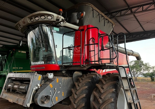 Colheitadeira Massey Ferguson MF 9895 ano 2021