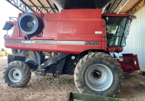 Colheitadeira Case 2688 - Máquinas Agrícolas