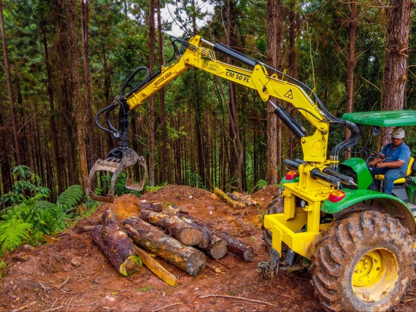 Grua Florestal Motocana CM 50 FL ano 2026