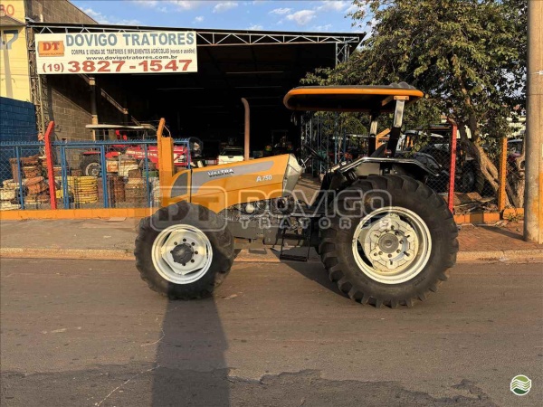 Valtra A750 4X4 Ano 2012 - Máquinas Agrícolas