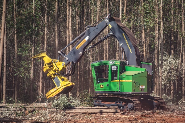 Feller Buncher John Deere 903M ano 2026