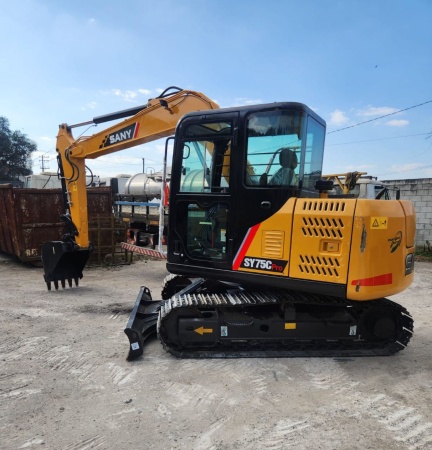 Escavadeira Sany SY75 C Pro ano 2020 com 1500 horas