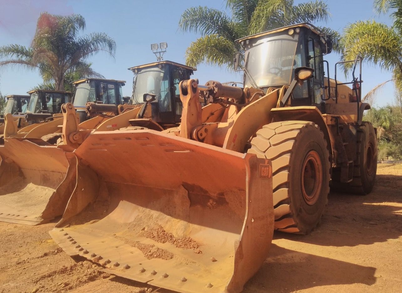 Pá Carregadeira Caterpillar 966L ano 2019