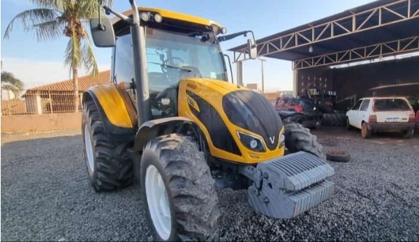 Trator Valtra A134 HiTech ano 2017
