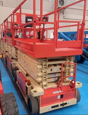Plataforma JLG 10RS ano 2011