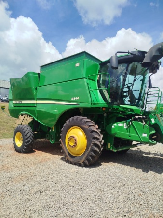 Colheitadeira John Deere S540 ano 2015
