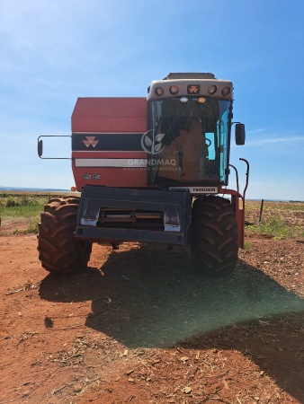 Colheitadeira Massey Ferguson MF 5650 ano 2003