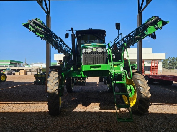Pulverizador Autopropelido John Deere 4730 ano 2014