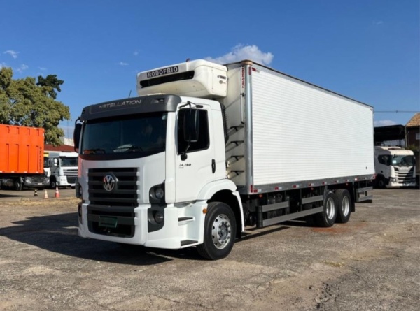 Caminhão Volkswagen 24.280 6X2	