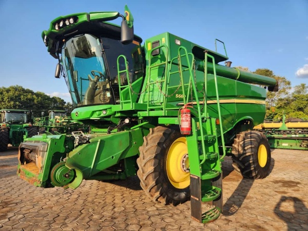 Colheitadeira John Deere S660 ano 2017