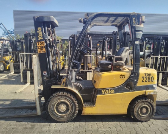 Empilhadeira Yale 50vx ano 2018 - 50vx - Máquinas para Elevação