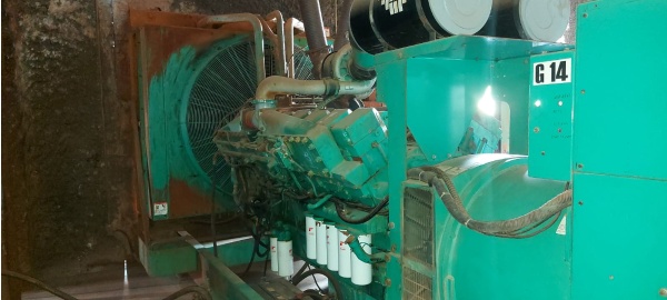 Gerador de Energia Cummins 2500 kVA ano 2002