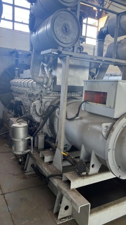 Gerador de Energia STEMAC 2000 kVA ano 2011 - 2000 kVA - Outros