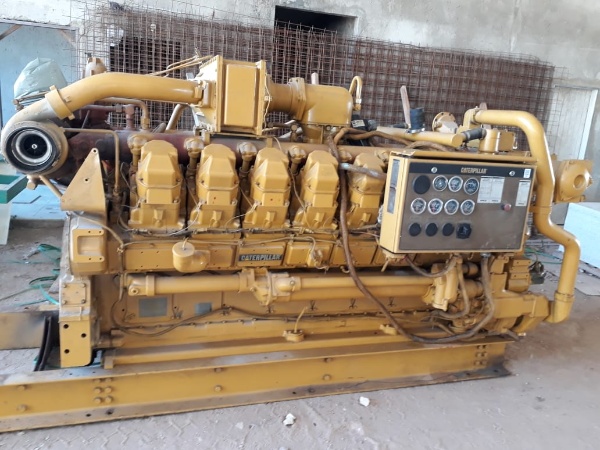 Gerador de Energia Caterpillar 2000 kVA ano 2005 - 2000 kVA - Outros