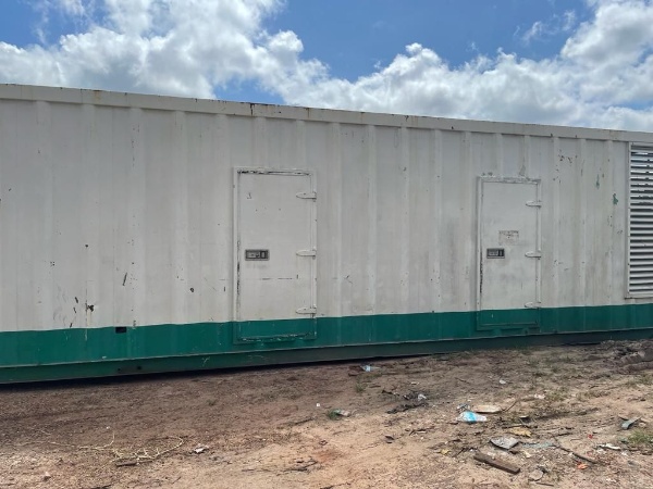 Gerador de Energia Caterpillar 1500 kVA ano 2005