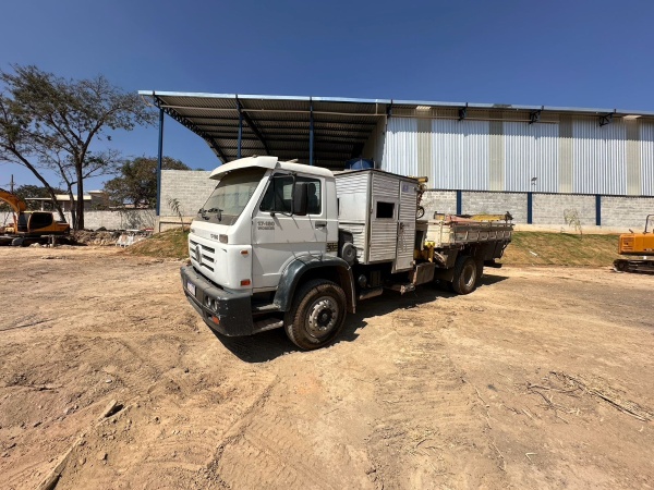 Caminhão Volkswagen 17180 - 17180 - Caminhões e Carretas