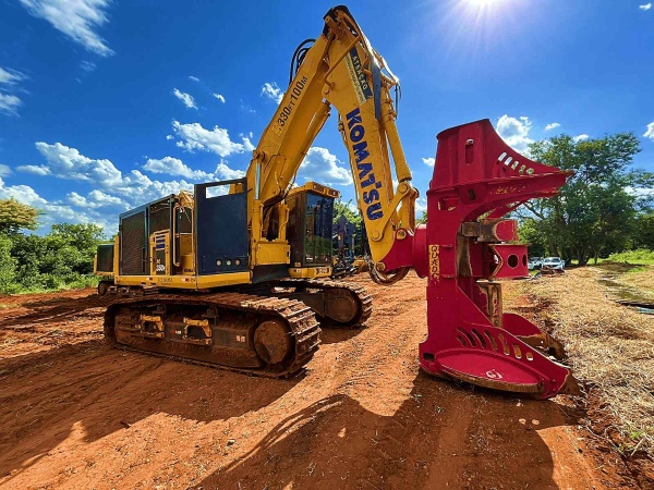 Feller Buncher Komatsu 350F ano 2022