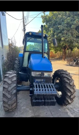 Trator New Holland TL 75 ano 2010 - TL 75 - Máquinas Agrícolas