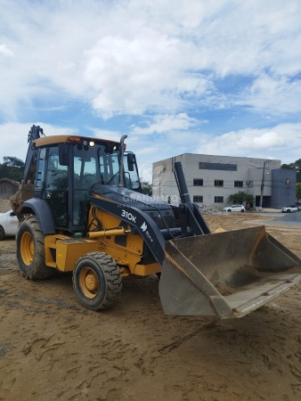 Retroescavadeira John Deere 310K ano 2017 - 310K - Máquinas de Linha Amarela