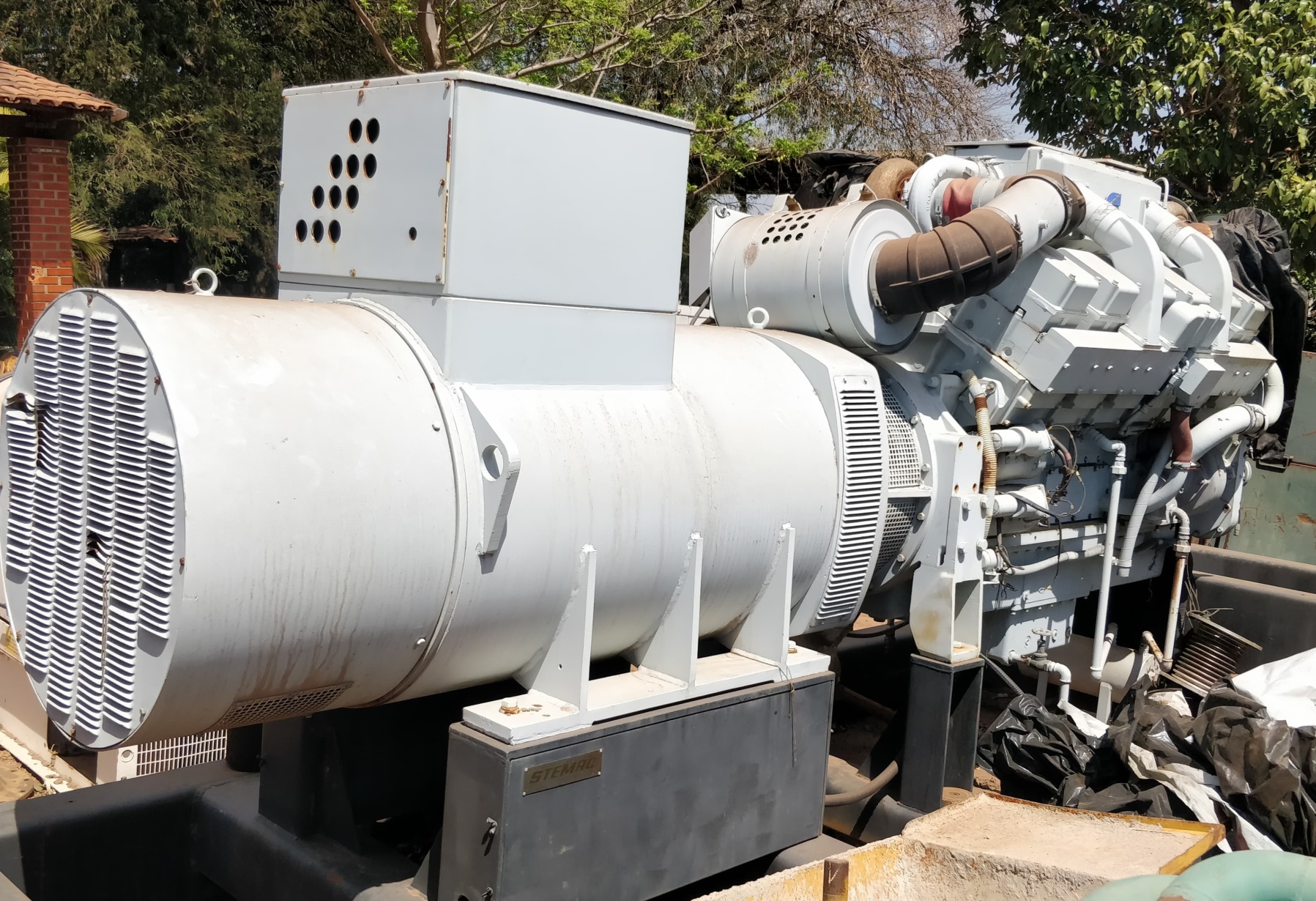 Gerador de Energia STEMAC 900 kVA ano 1992